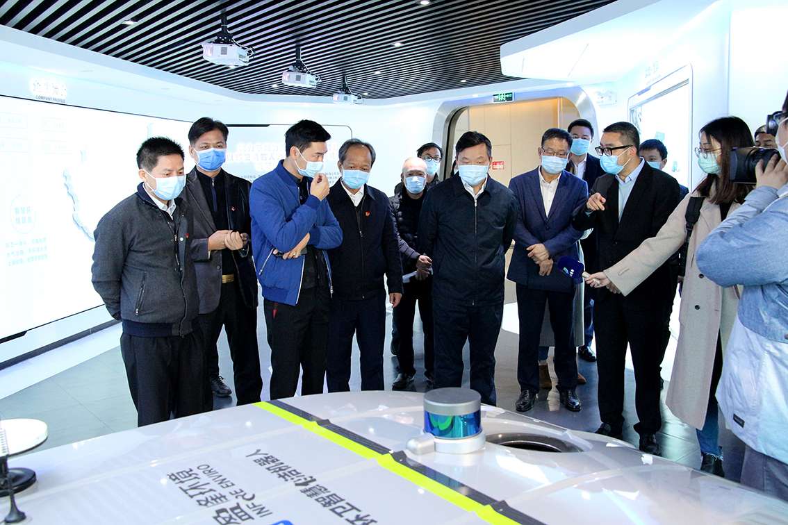 佛山市市长朱伟率队视察指导3377体育复工抗疫工作，多款环卫消毒设备助力全国抗疫获赞！