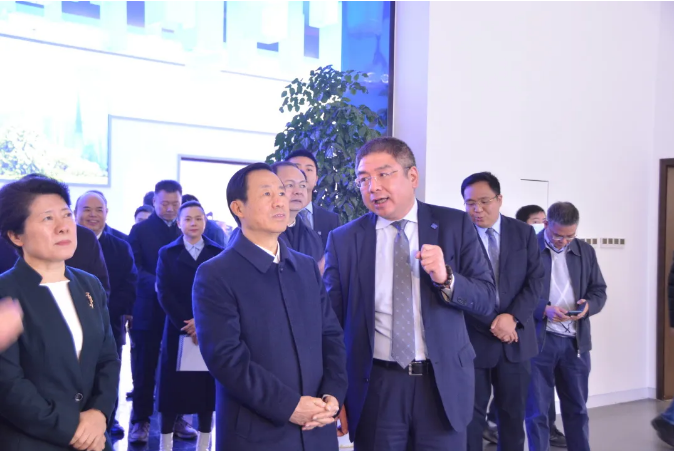 奋进新征程丨湖南省委书记许达哲一行莅临3377体育长沙基地调研考察